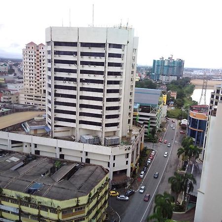 Ayoh Chik Kondo Pelangi Mall Hotel Kota Bharu Exterior foto